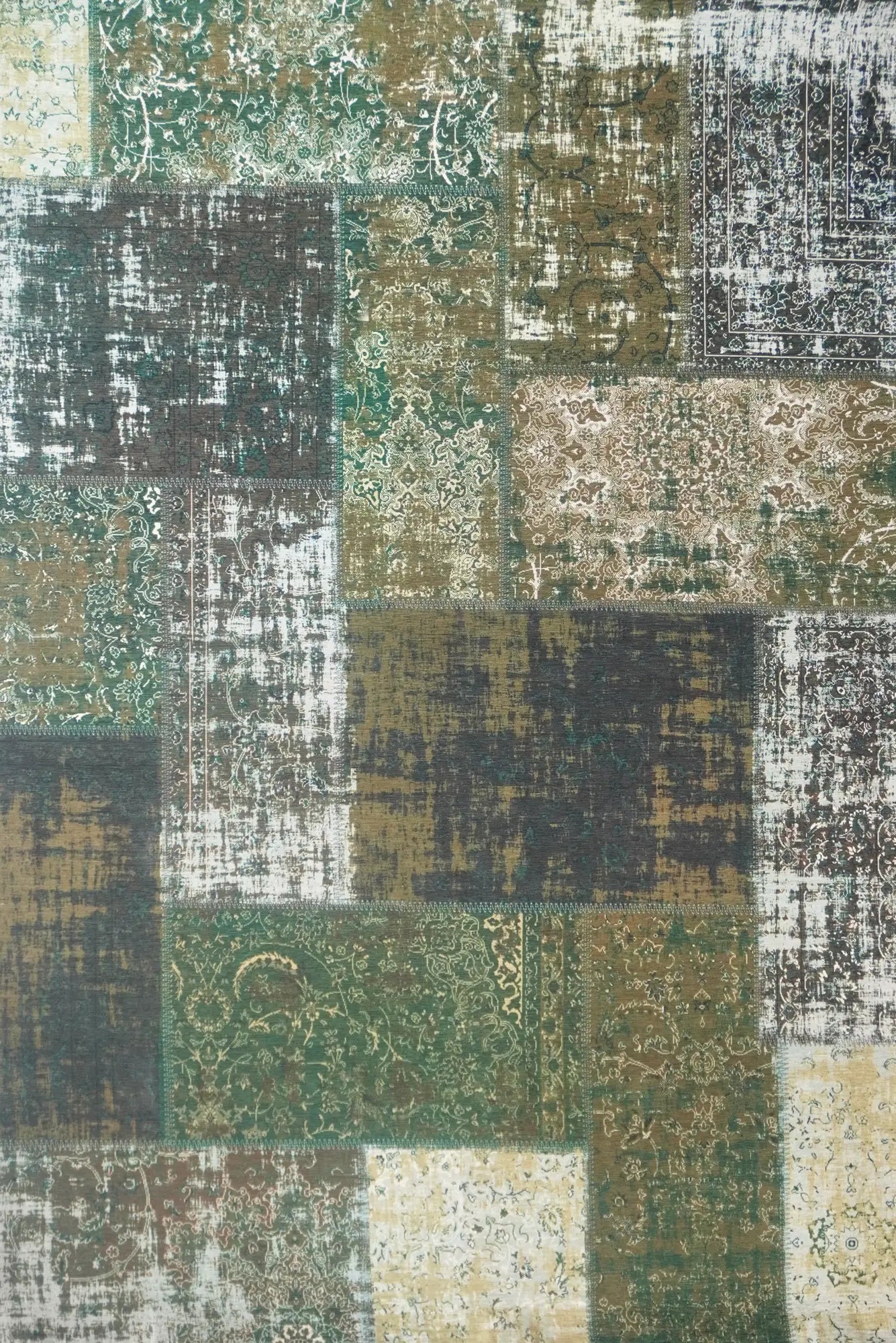 New Jersey Distressed Rug - 142 Green