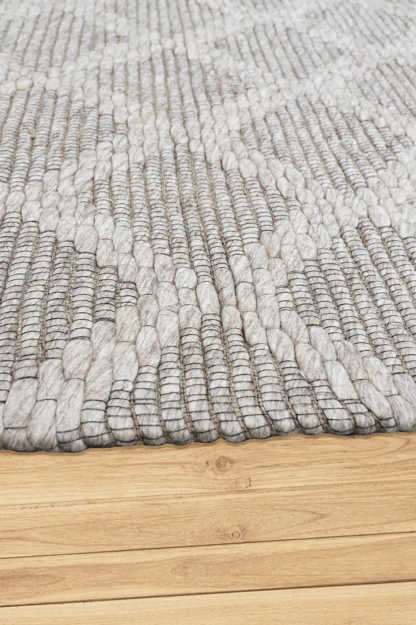 Hampton Handwoven Rug - 118 Grey