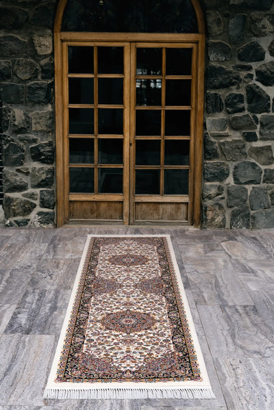 Arian Traditional Rug - 102 Cream