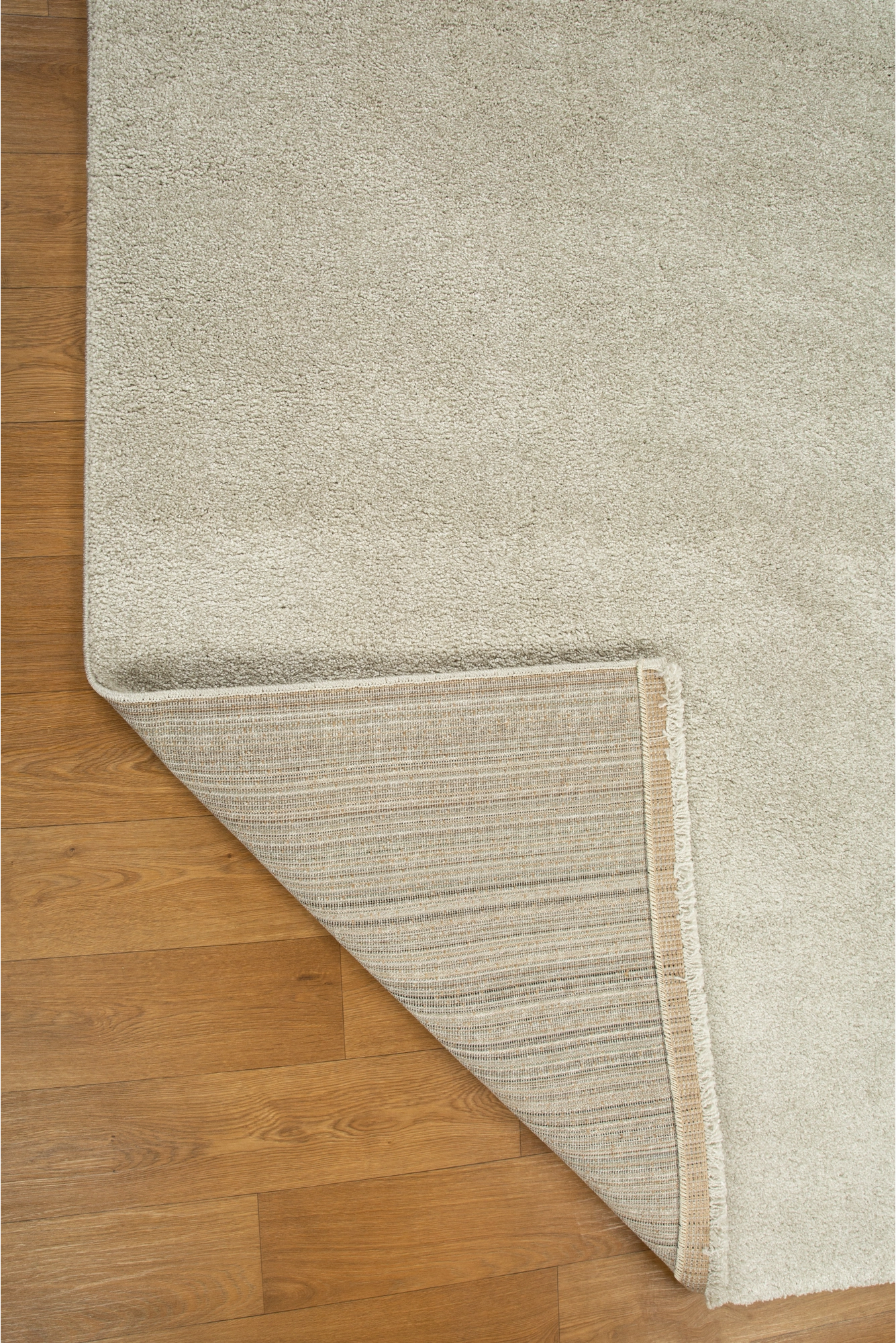 Harris Plain Rug - 102 Grey