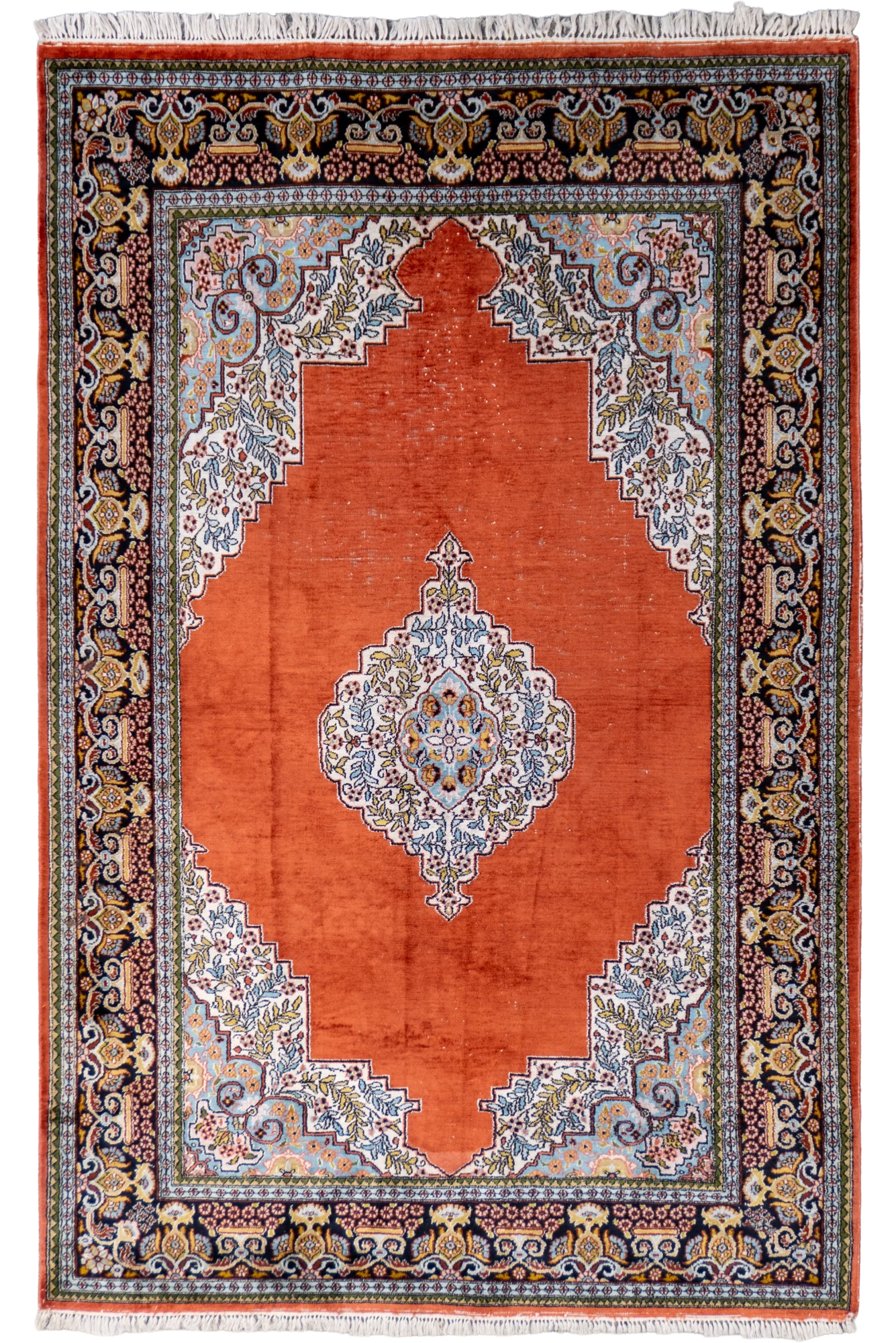 Zinigar Hand Knotted Silky Yarn 221x137 cms