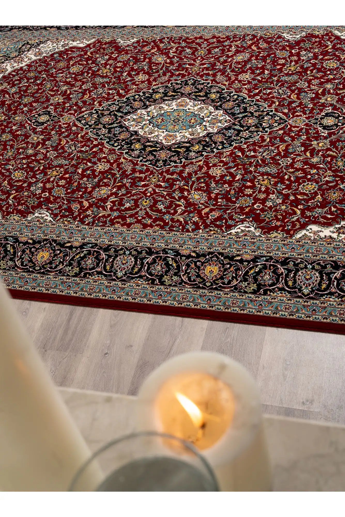 Melbourne Traditional Rug - 115 Red