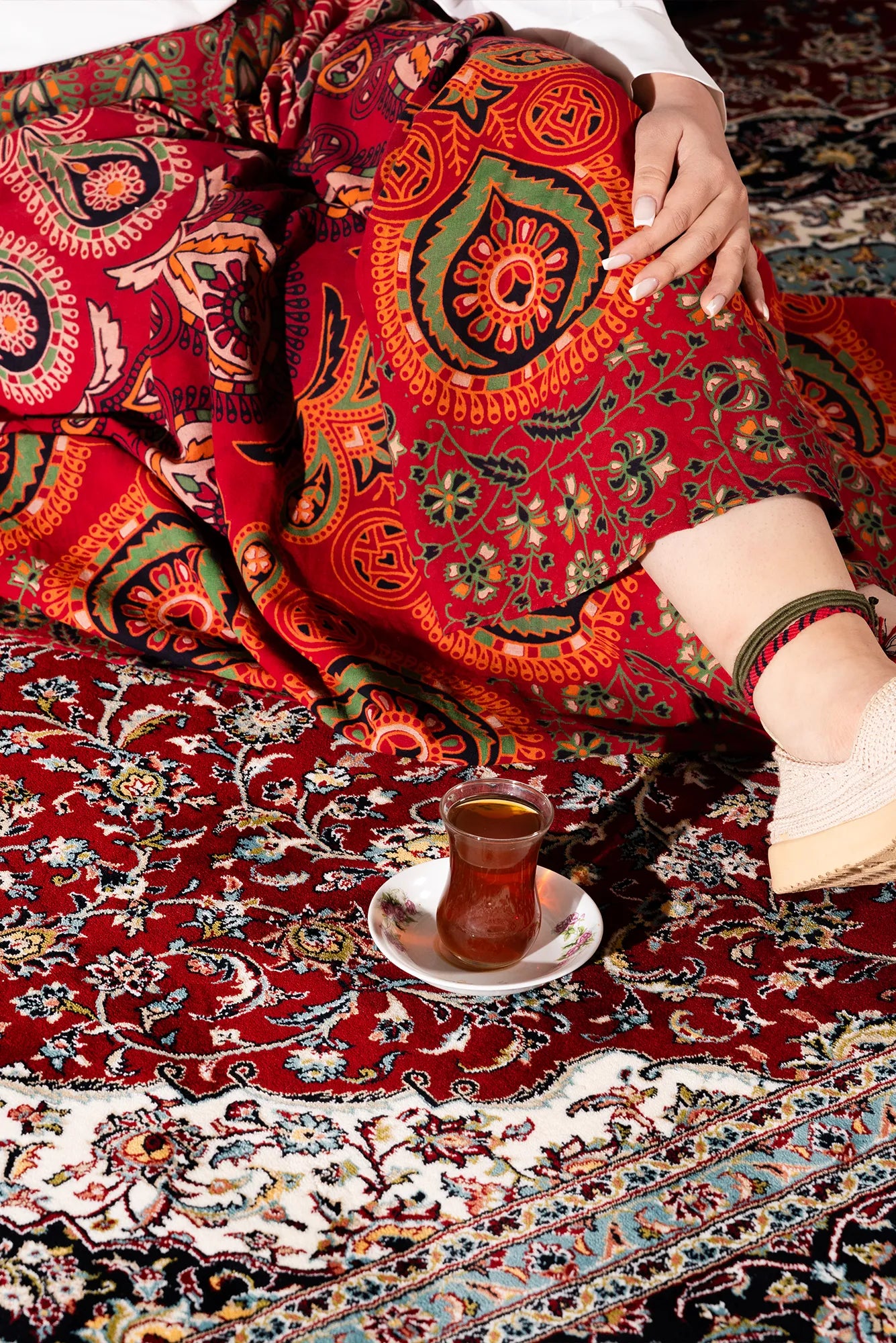 Melbourne Traditional Rug - 115 Red
