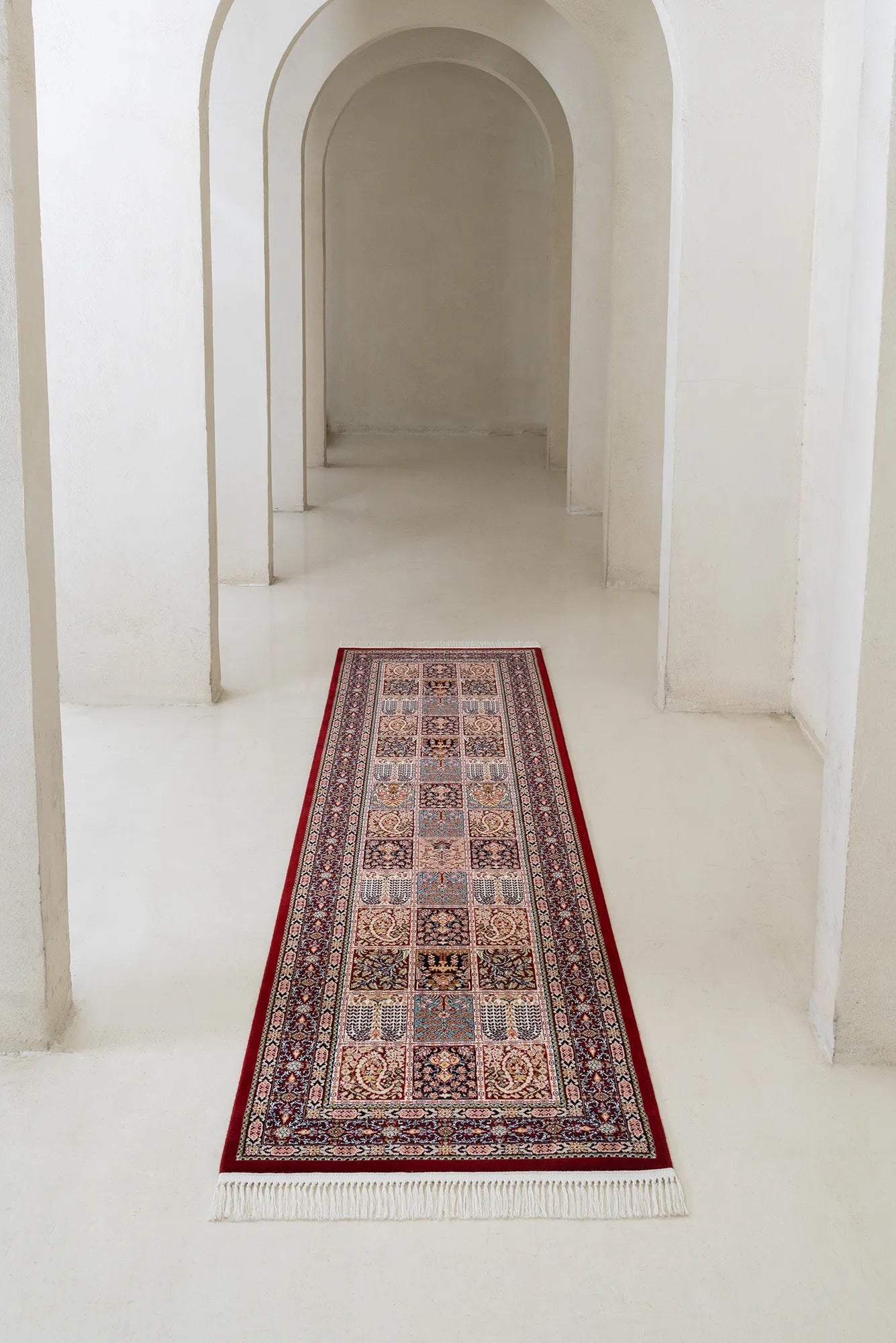 Melbourne Traditional Rug - 116 Red