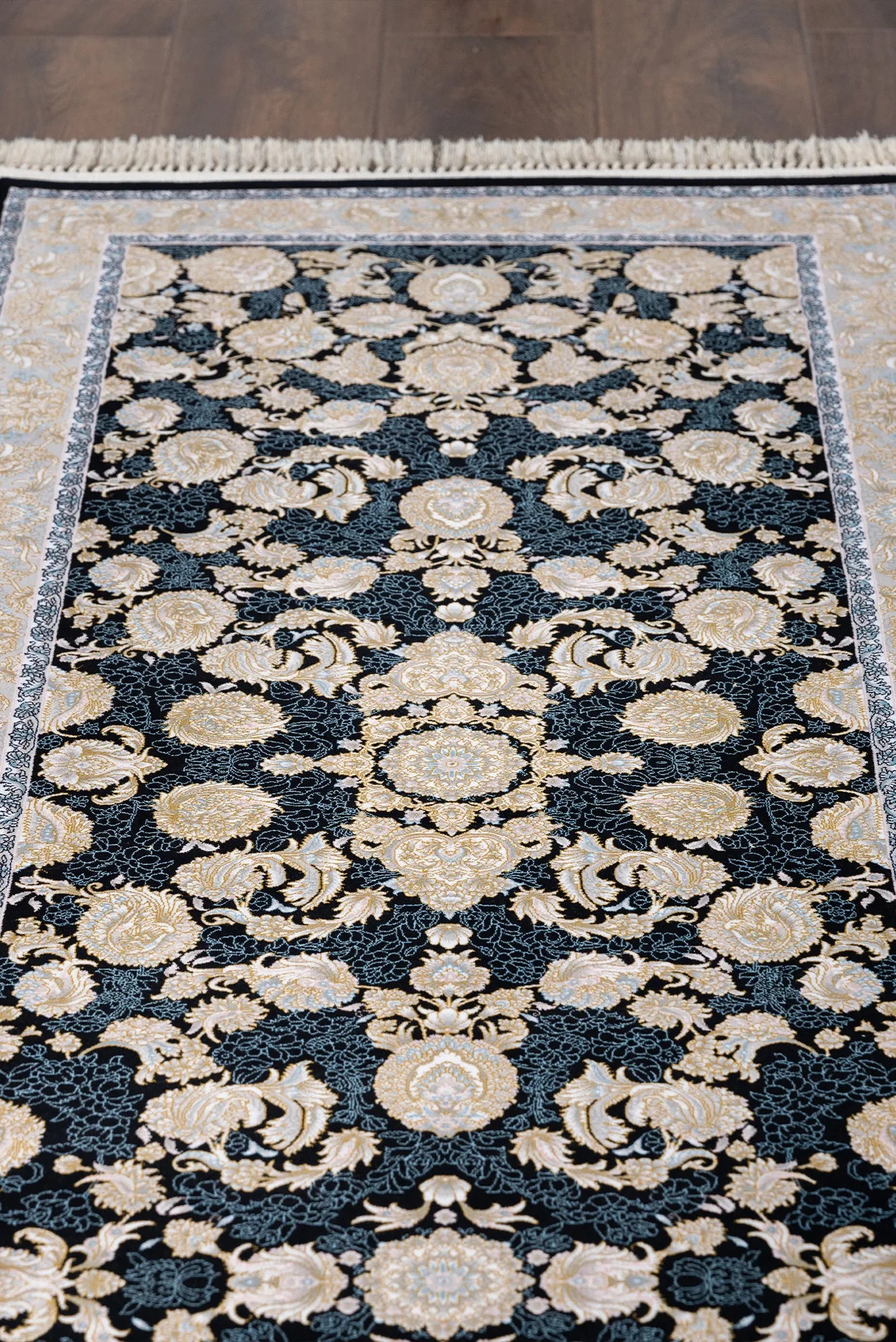 Persico Traditional Rug - 144 Dark Blue