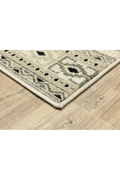 Alberto Traditional Rug - 102 Beige