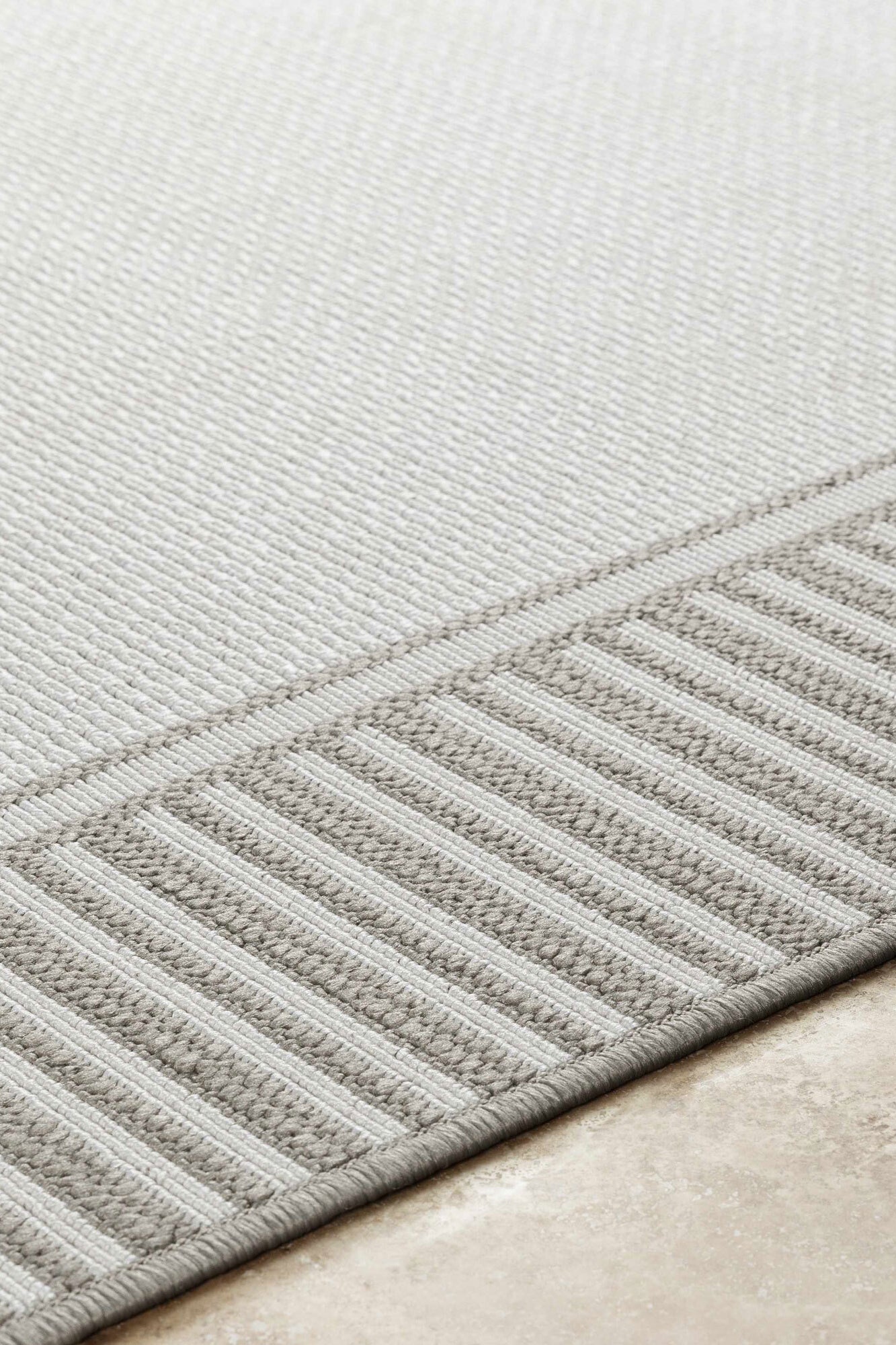 Aperto Indoor/Outdoor Rug - 129 Beige