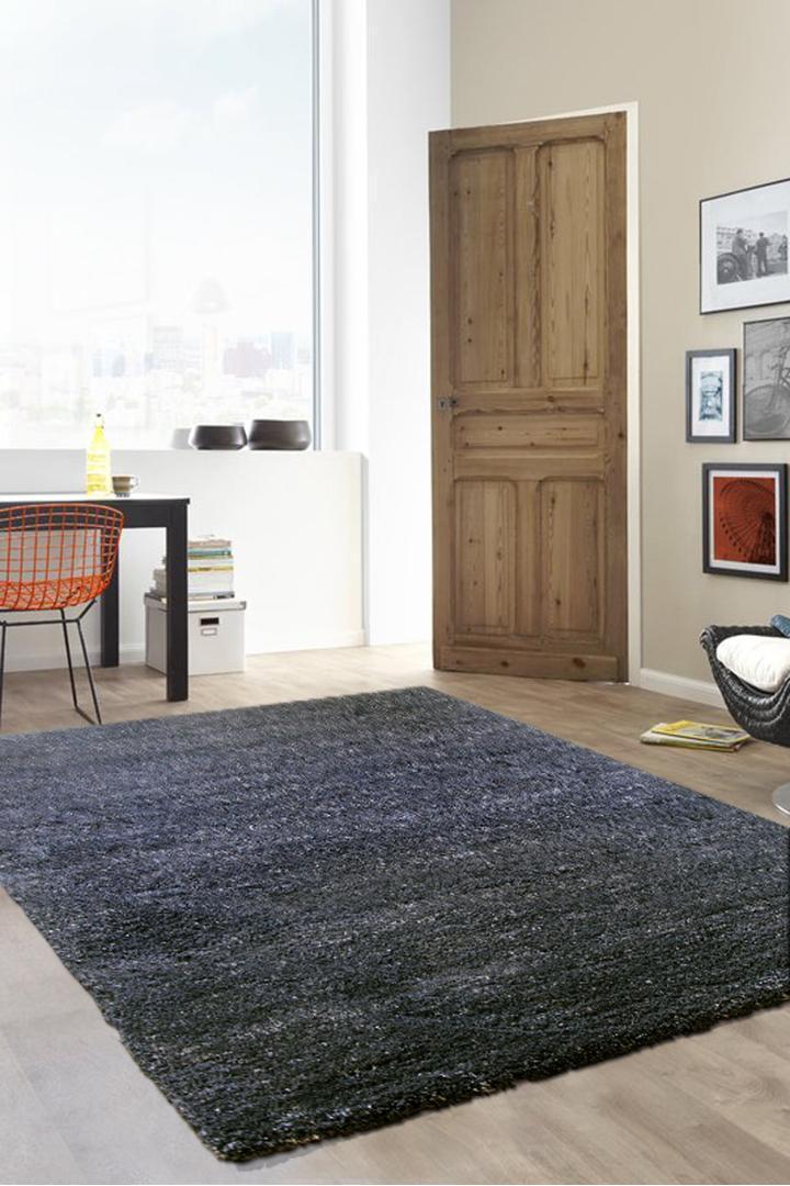 Broadway Plain Shaggy Rug - 109 Black