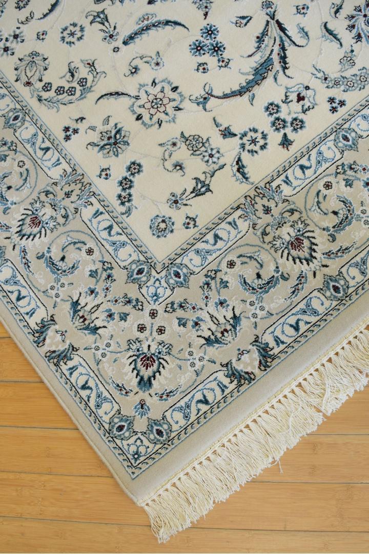 Caspian Traditional Wool Rug - 102 White