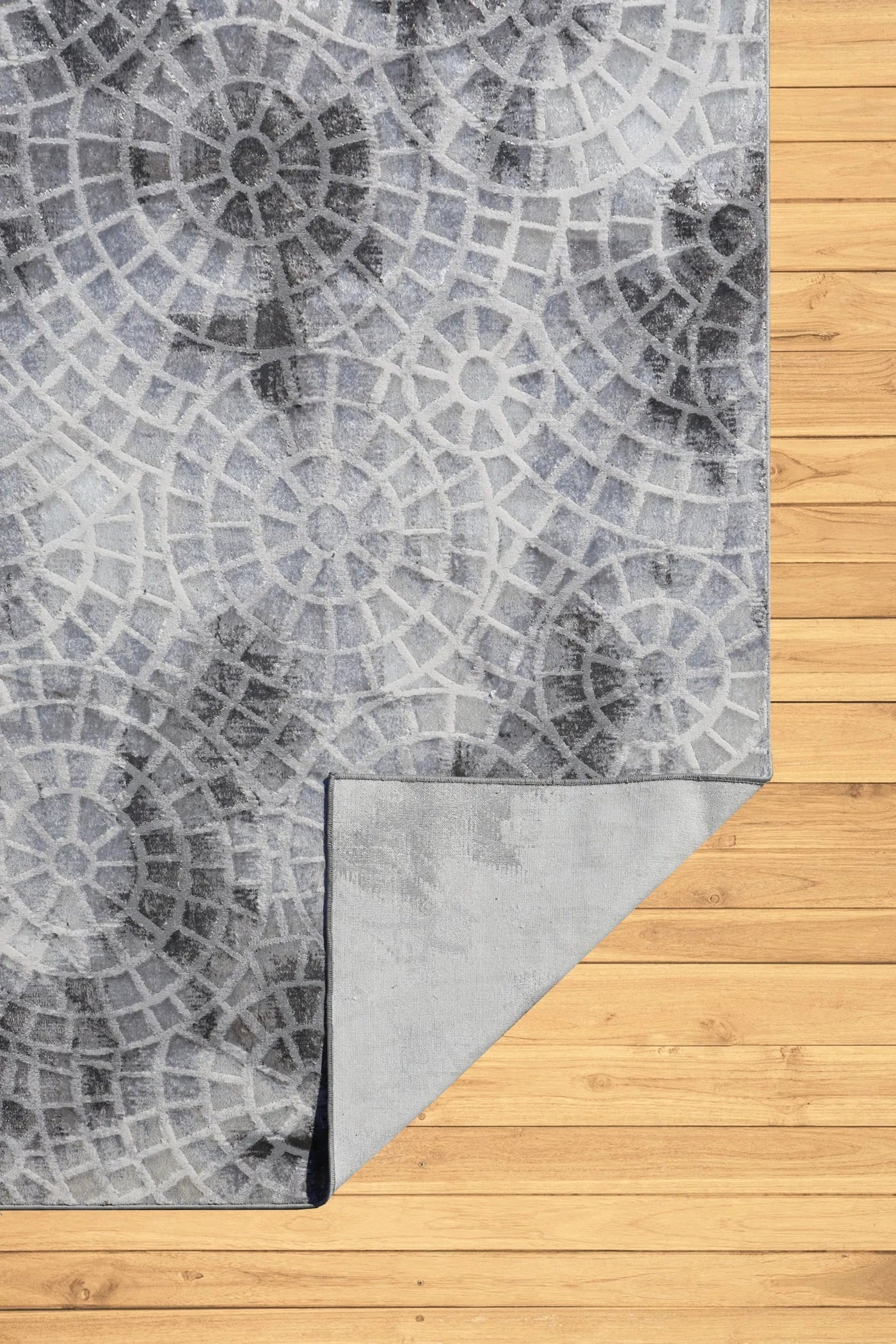 Celeste Distressed Rug - Grey 101