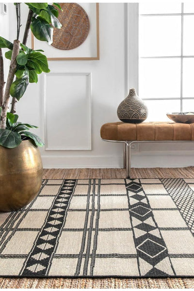 Charles Geometric Indoor/Outdoor Rug - 101 Natural