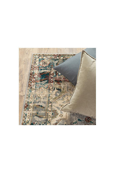 Classic Traditional Rug - 102 Beige