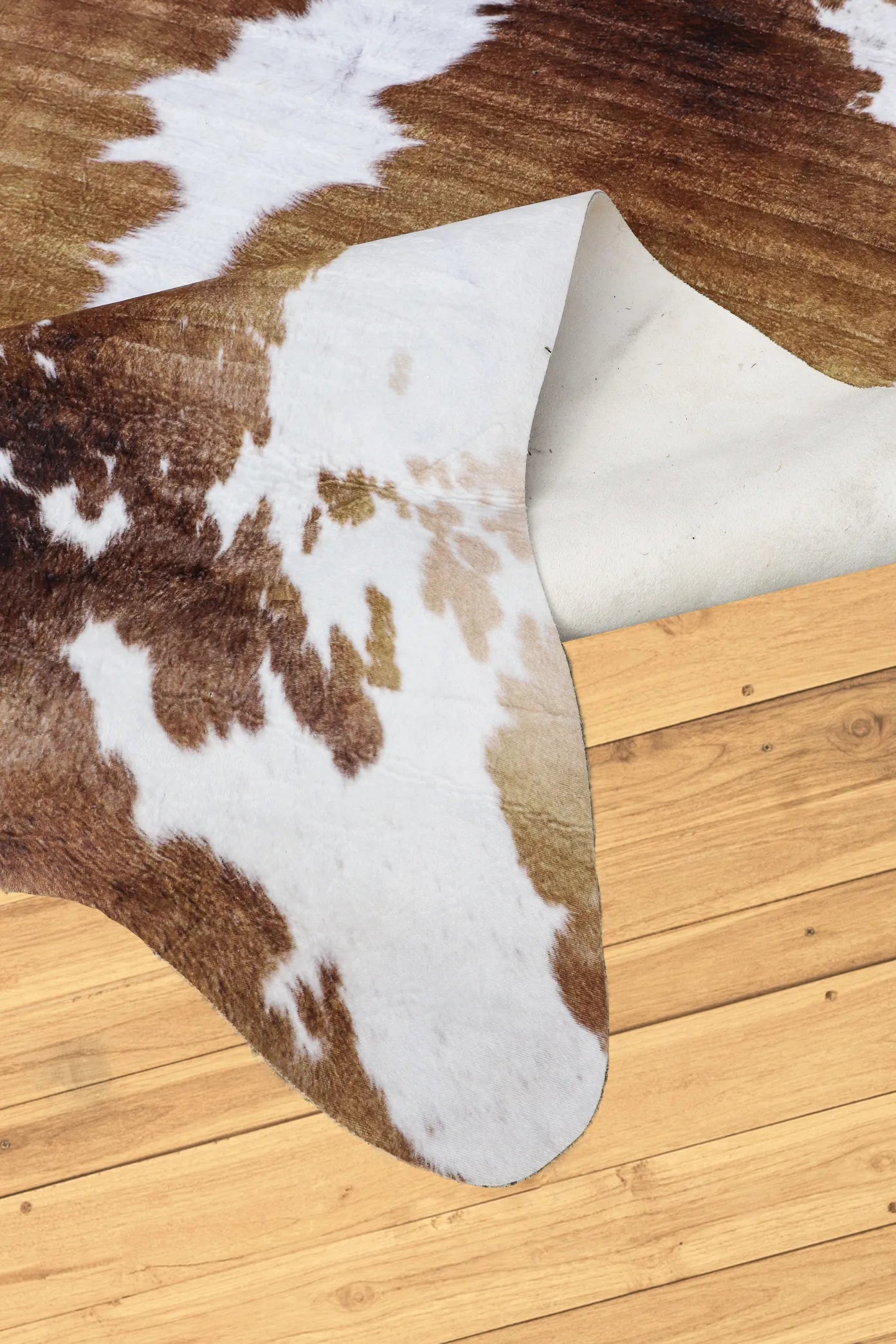 Faux Cowhide  - 900-Tan & White