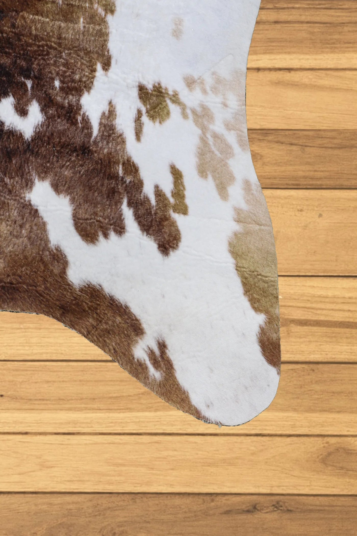 Faux Cowhide  - 900-Tan & White