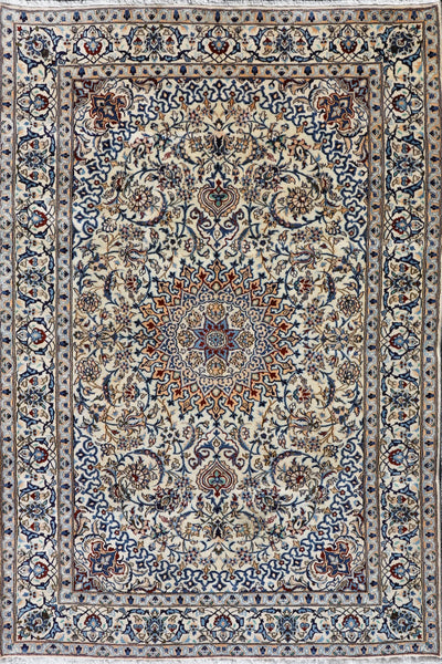 Nain - Persian Hand Knotted 100% Wool Rug - 290x200 cms