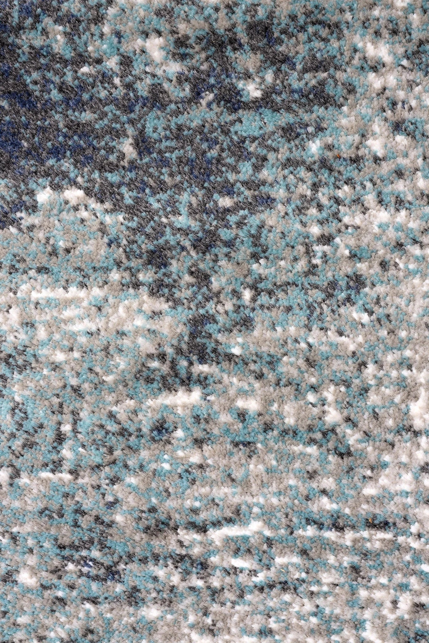 Hobart Distressed Rug - 102 Sky Blue