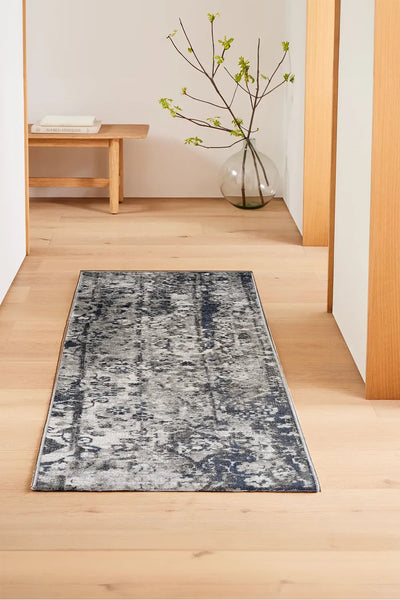 Hobart Distressed Rug - 101 Silver Blue