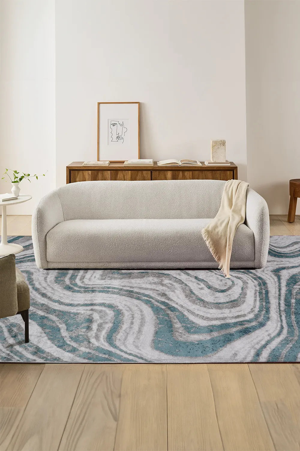 Hobart Distressed Rug - 105 Blue