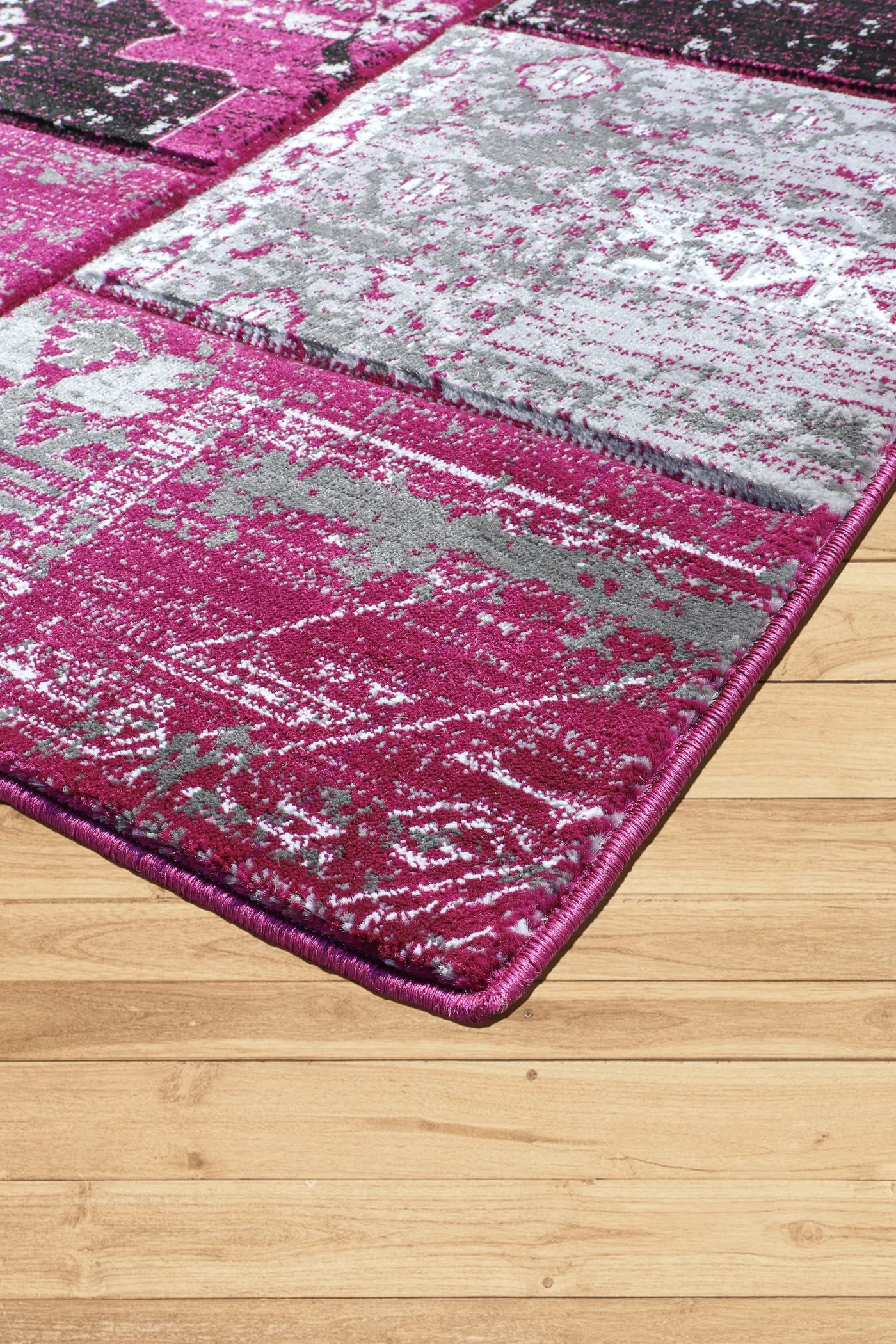 Patchwork Rug - 107 Pink