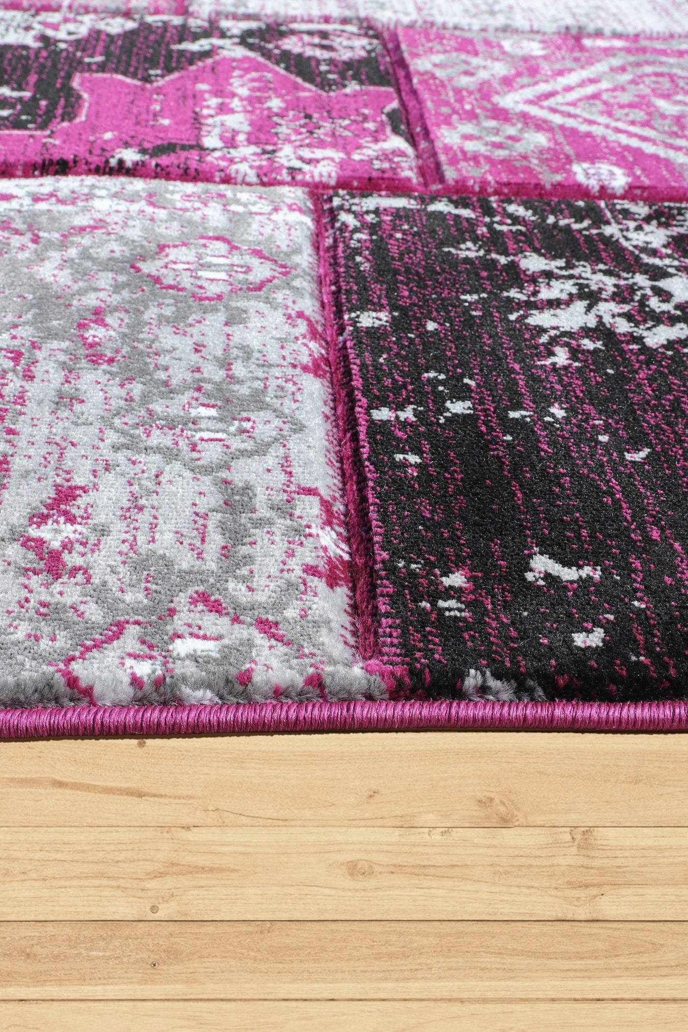 Patchwork Rug - 107 Pink