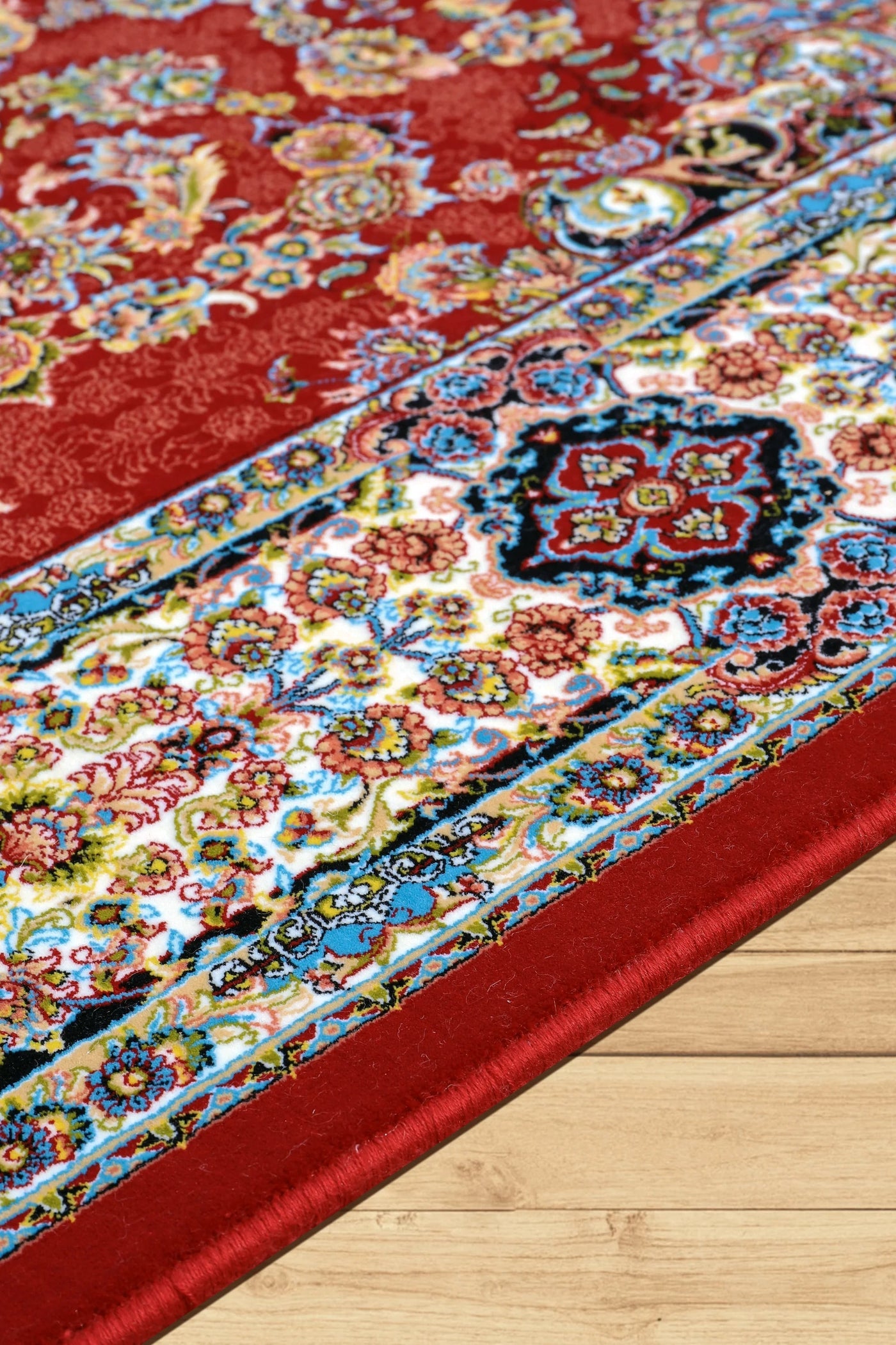 Persico Traditional Rug - 138 Red