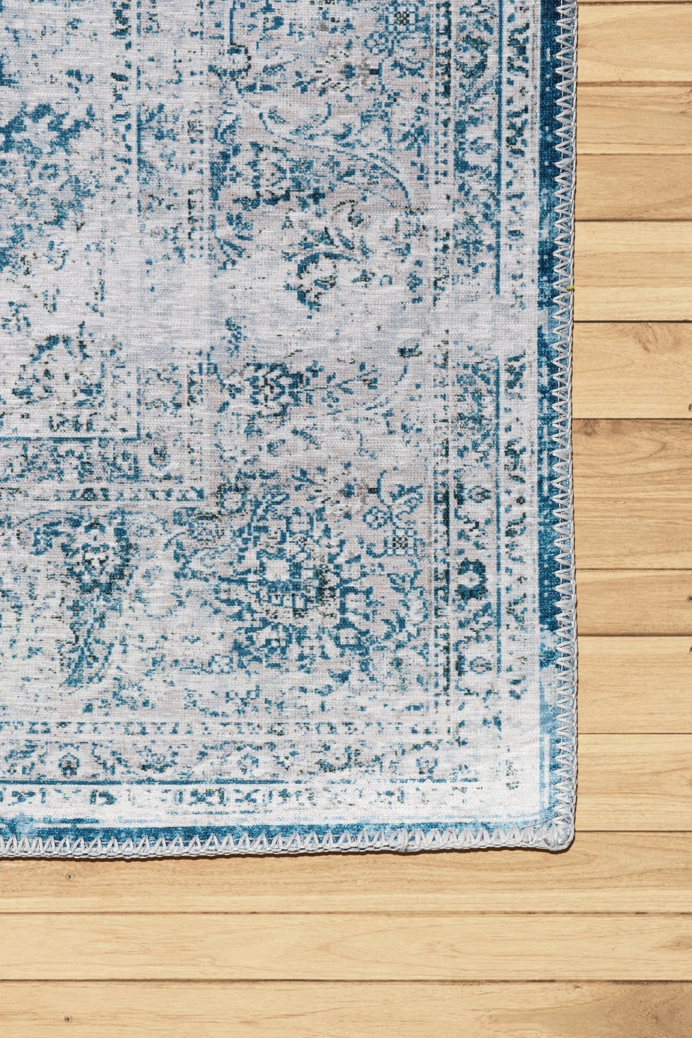 New Jersey Distressed Rug - 123 Blue