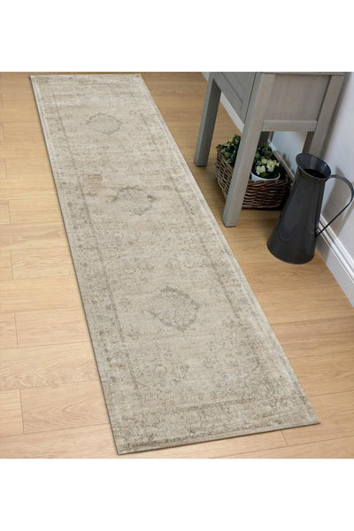 Raymond Traditional Rug - 113 Beige