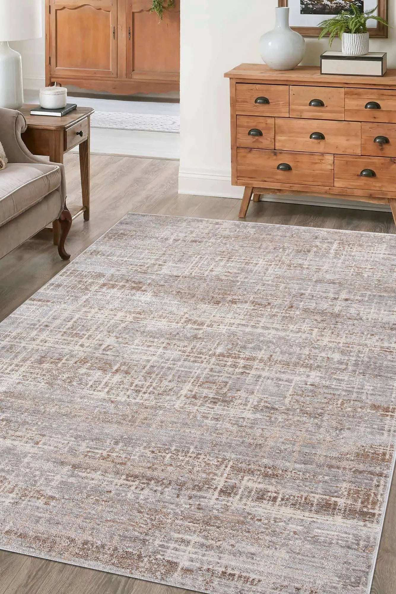Vienna Distressed Rug 101 | Cyrus Rugs