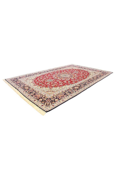 Isfahan Medallion Hand Knotted Wool & Silk Rug - 311x203 cm