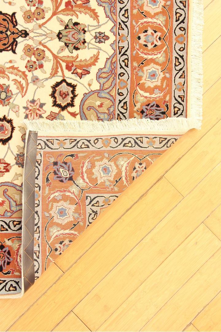 Tabriz Medallion Hand Knotted Wool & Silk Rug 198x155cm