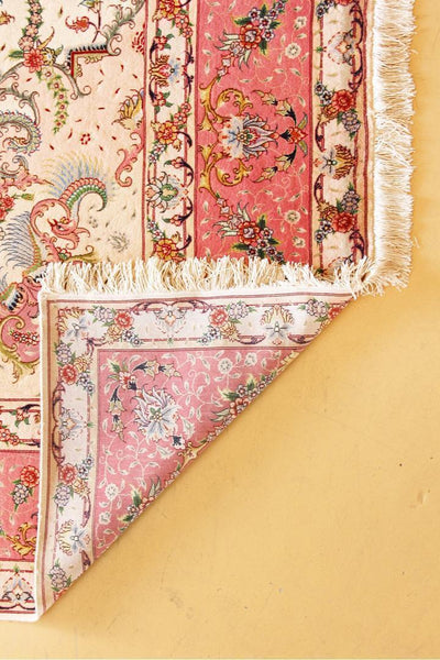Tabriz Medallion Hand Knotted Wool & Silk Rug 350x250cm